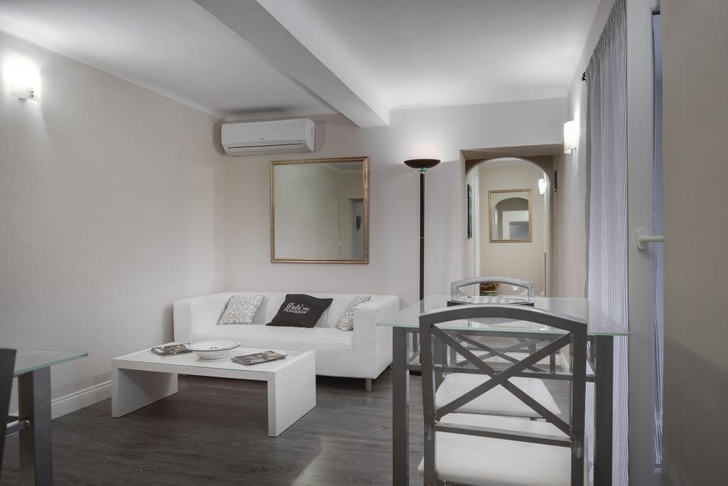 Delsi Suites Pantheon Rzym Zewnętrze zdjęcie