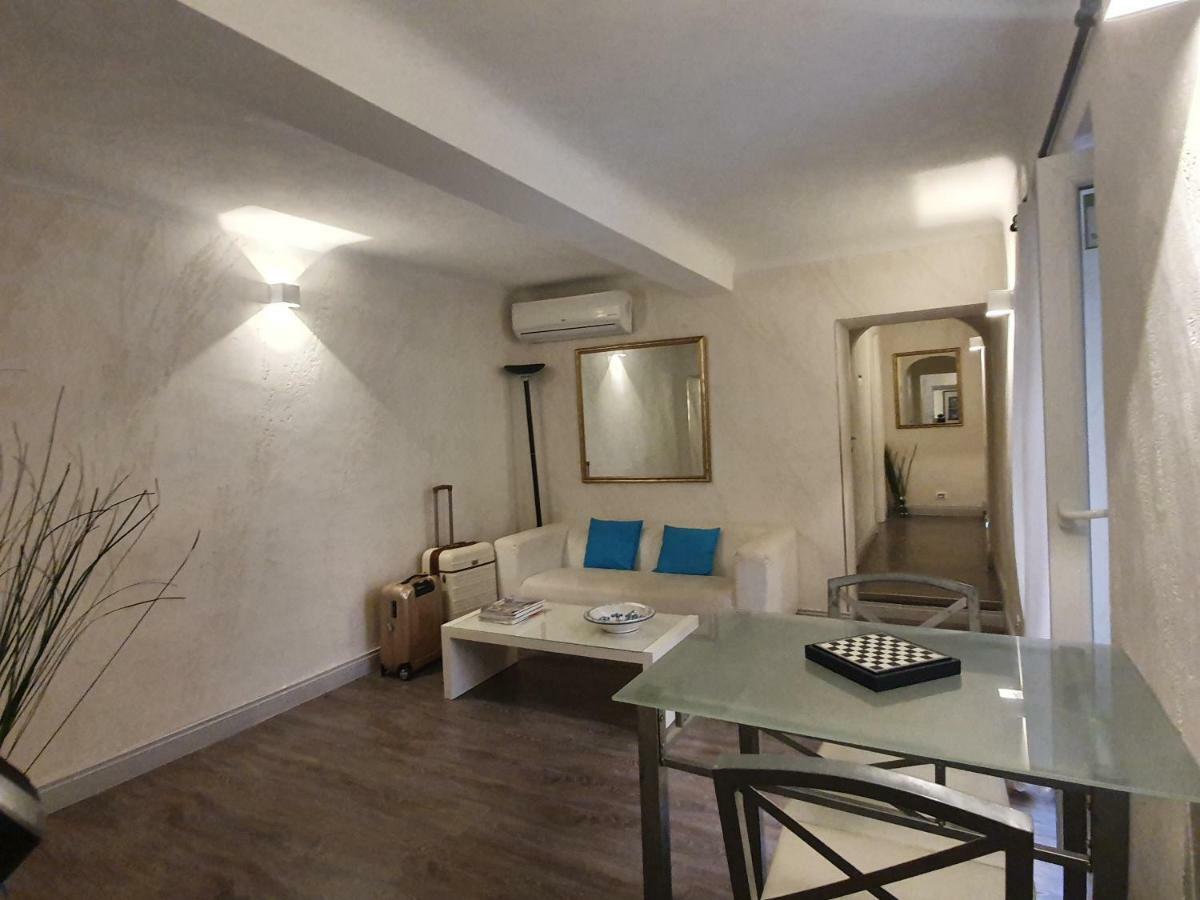 Delsi Suites Pantheon Rzym Zewnętrze zdjęcie
